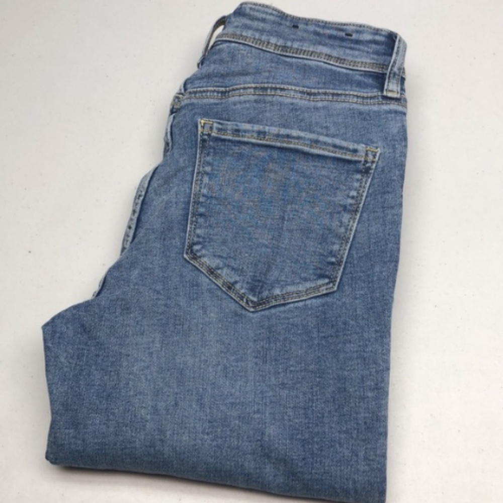 LIKE NEW DYNAMITE KATE HIGH-RISE SKINNY JEANS 0/25x29 ⭐️